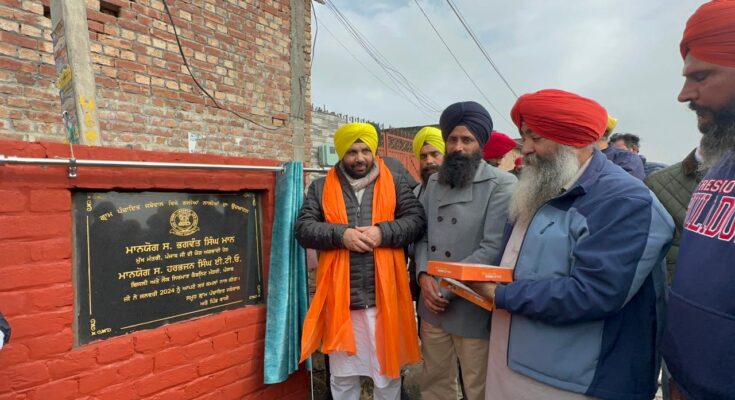 Public Works and Power Minister Sardar Harbhajan Singh ETO today started the work of two major roads in his area at a cost of Rs 15 crore.