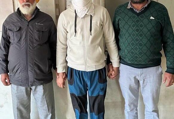 The Punjab Vigilance Bureau (VB) during its ongoing campaign against corruption in the state on Wednesday nabbed Constable Jagjit Singh, posted at police station Mulepur, district Sri Fatehgarh Sahib red-handed while accepting a bribe of Rs. 10000.