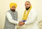 ਵਿਸ਼ਵ ਪ੍ਰਸਿੱਧ ਕਬੱਡੀ ਖਿਡਾਰੀ ਸੰਦੀਪ ਲੁੱਧੜ ਸਾਥੀਆਂ ਸਮੇਤ ‘ਆਪ’ ਵਿੱਚ ਸ਼ਾਮਲ