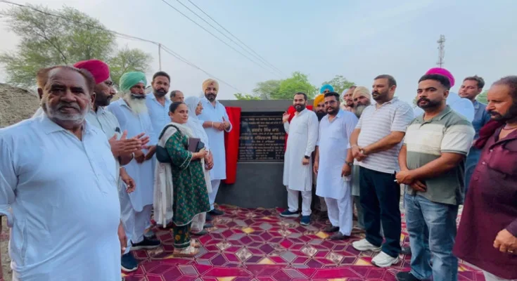 Fazilka MLA inaugurates various development works worth Rs 1.12 crore in village Thehkalandar