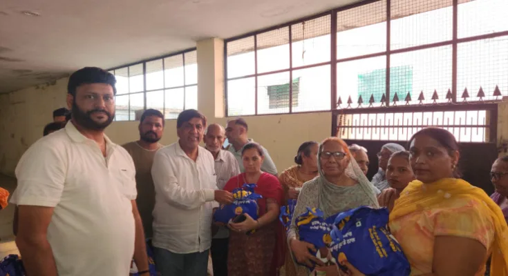 MLA Jimpa distributed ration kits to needy families of village Bassi Purani