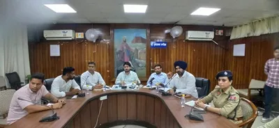Additional Deputy Commissioner holds meeting to resolve problems of traders