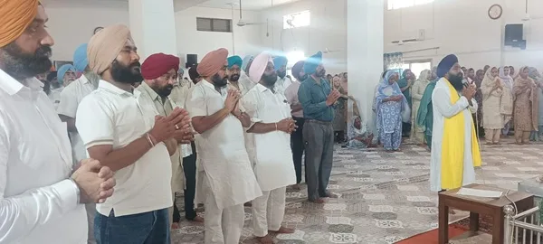 ਆਈ.ਪੀ.ਆਰ.ਓ. ਅਮਨਪ੍ਰੀਤ ਸਿੰਘ ਮਨੌਲੀ ਦੇ ਪਿਤਾ ਮਨਜੀਤ ਸਿੰਘ ਮਨੌਲੀ ਨਮਿਤ ਅੰਤਿਮ ਅਰਦਾਸ ਹੋਈ
