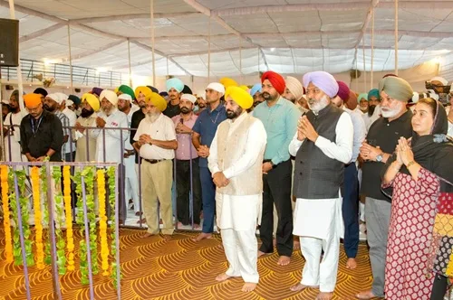 ‘ਆਪ’ ਸਰਕਾਰ ਸ੍ਰੀ ਗੁਰੂ ਰਵਿਦਾਸ ਜੀ ਮਹਾਰਾਜ ਦੇ ‘ਆਦਰਸ਼ ਸਮਾਜ’ ਦੇ ਸੁਪਨੇ ਨੂੰ ਸਾਕਾਰ ਕਰ ਰਹੀ: ਮੁੱਖ ਮੰਤਰੀ ਭਗਵੰਤ ਸਿੰਘ ਮਾਨ