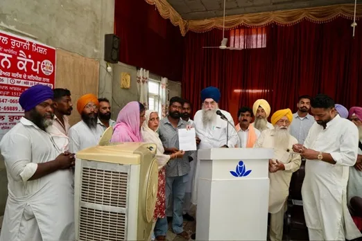 ਕੋਟਕਪੂਰਾ ਵਿੱਚ ਵੱਖ-ਵੱਖ ਸਮਾਜਿਕ ਸੰਸਥਾਵਾਂ ਨੂੰ ਸਪੀਕਰ ਸ. ਕੁਲਤਾਰ ਸਿੰਘ ਸੰਧਵਾਂ ਨੇ ਸੌਂਪੇ ਗ੍ਰਾਂਟ ਦੇ ਮਨਜ਼ੂਰੀ ਪੱਤਰ
