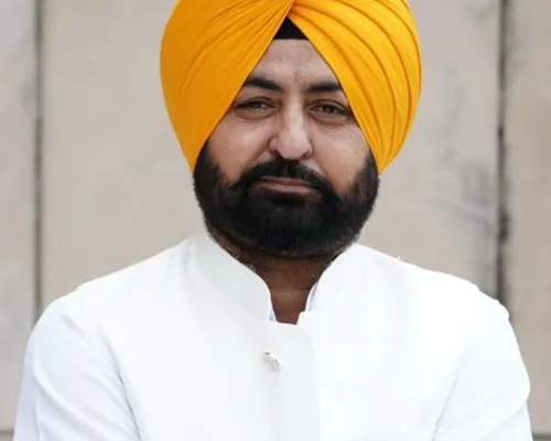ਗਮਾਡਾ ਦੀ ਆਕਸ਼ਨ ਨੂੰ ਮਿਲਿਆ ਭਰਵਾਂ ਹੁੰਗਾਰਾ: 27 ਪ੍ਰਾਪਰਟੀਆਂ ਤੋਂ ਲਗਭਗ 5400 ਕਰੋੜ ਦਾ ਮਾਲੀਆ ਪ੍ਰਾਪਤ ਹੋਇਆ: ਹਰਦੀਪ ਸਿੰਘ ਮੁੰਡੀਆਂ