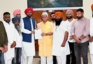 ਪੰਜਾਬ ਦੇ ਸਰਹੱਦੀ ਇਲਾਕਿਆਂ ਨੂੰ ਹੜ੍ਹਾਂ ਤੋਂ ਬਚਾਉਣ ਲਈ 'ਆਪ' ਵਿਧਾਇਕ ਧਾਲੀਵਾਲ ਨੇ ਜੰਮੂ-ਕਸ਼ਮੀਰ ਦੇ ਉਪ ਰਾਜਪਾਲ ਮਨੋਜ ਸਿਨਹਾ ਨਾਲ ਕੀਤੀ ਮੁਲਾਕਾਤ