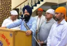 ਪੰਜਾਬ ਰਾਜ ਅਨੁਸੂਚਿਤ ਜਾਤੀਆਂ ਕਮਿਸ਼ਨ ਦੇ ਚੇਅਰਮੈਨ ਜਸਵੀਰ ਸਿੰਘ ਗੜ੍ਹੀ ਸ੍ਰੀ ਗੁਰੂ ਰਵਿਦਾਸ ਮੰਦਿਰ ਵਿਖੇ ਹੋਏ ਨਤਮਸਤਕ
