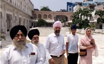 ਬਰਤਾਨੀਆ ਦੇ ਸਿੱਖ ਸੰਸਦ ਮੈਂਬਰ ਅਤੇ ਡਿਫੈਂਸ ਕਮੇਟੀ ਦੇ ਚੇਅਰਮੈਨ ਤਨਮਨਜੀਤ ਸਿੰਘ ਢੇਸੀ ਅੱਜ ਸੱਚਖੰਡ ਸ੍ਰੀ ਹਰਿਮੰਦਰ ਸਾਹਿਬ ਵਿਖੇ ਨਤਮਸਤਕ ਹੋਏ