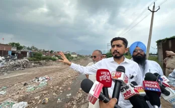 ਬਰਦ ਖੱਡ ਤੇ ਸਰਸਾ ਦਰਿਆ ਵਿੱਚ ਉਦਯੋਗਿਕ ਕੂੜੇ ਦੇ ਨਾਜਾਇਜ਼ ਡੰਪ ਦਾ ਵਿਧਾਇਕ ਦਿਨੇਸ਼ ਚੱਢਾ ਵੱਲੋਂ ਪਰਦਾਫਾਸ਼