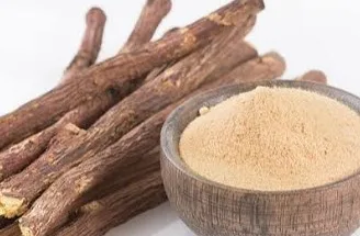  ਮੁਲੱਠੀ ਵਿੱਚ ਕਈ ਤਰ੍ਹਾਂ ਦੇ ਖਾਸ ਗੁਣ ਹੁੰਦੇ ਹਨ