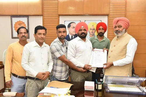 ਵਿੱਤ ਮੰਤਰੀ ਹਰਪਾਲ ਸਿੰਘ ਚੀਮਾ ਨੇ ਅਧਿਆਪਕਾਂ, ਸਿੱਖਿਆ ਮੁਲਾਜ਼ਮਾਂ ਅਤੇ ਪੈਨਸ਼ਨਰਾਂ ਨਾਲ ਕੀਤੀ ਗੱਲਬਾਤ