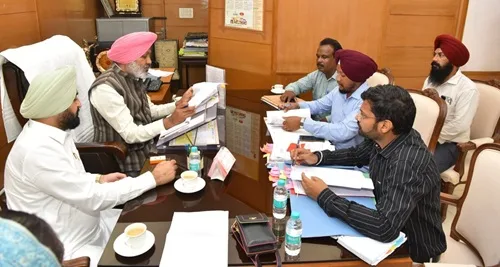 ਵਿੱਤ ਮੰਤਰੀ ਹਰਪਾਲ ਸਿੰਘ ਚੀਮਾ ਵੱਲੋਂ ਟਰਾਂਸਪੋਰਟ ਅਤੇ ਜਲ ਸਪਲਾਈ ਵਿਭਾਗ ਦੀਆਂ ਮੁਲਾਜ਼ਮ ਯੂਨੀਅਨਾਂ ਨਾਲ ਮੀਟਿੰਗਾਂ
