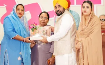 ਸਾਡੀ ਸਰਕਾਰ ਮਜ਼ਬੂਤ ਪੰਜਾਬ ਦੀ ਸਿਰਜਣਾ ਲਈ ਔਰਤਾਂ ਨੂੰ ਵੱਧ ਅਖ਼ਤਿਆਰ ਯਕੀਨੀ ਬਣਾ ਰਹੀ ਹੈ: ਮੁੱਖ ਮੰਤਰੀ ਭਗਵੰਤ ਸਿੰਘ ਮਾਨ