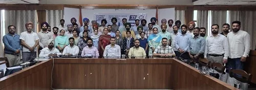 ਸੈਂਸਸ ਹੈਂਡਬੁੱਕ ਦੀ ਤਿਆਰੀ ਸਬੰਧੀ ਪਟਵਾਰੀਆਂ ਦੀ ਤਿੰਨ ਰੋਜ਼ਾ ਟ੍ਰੇਨਿੰਗ