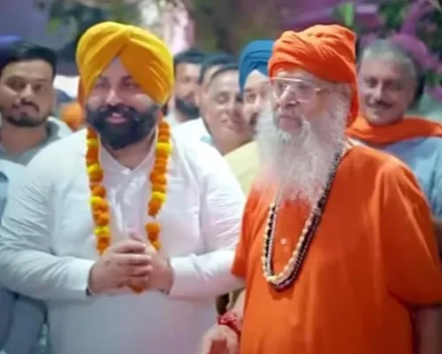 ਸ੍ਰੀ ਤ੍ਰਿਵੈਣੀ ਮੰਦਿਰ ਵਿਖੇ ਬਾਬਾ ਜੀ ਦੇ ਜਨਮ ਦਿਹਾੜੇ ਮੌਕੇ ਪਹੁੰਚੇ ਕੈਬਨਿਟ ਮੰਤਰੀ ਹਰਜੋਤ ਸਿੰਘ ਬੈਂਸ