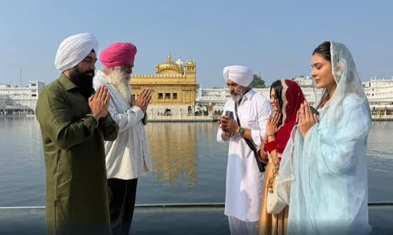 Raj Kundra pays obeisance at Sachkhand Sri Harmandir Sahib Ji (Sri Darbar Sahib) in Amritsar