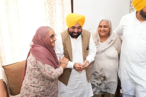 Chief Minister Bhagwant Singh Mann launched a door-to-door election campaign from Dhuri, making ‘Mann da Munafa’ the focus of the campaign