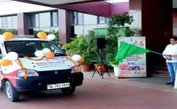 CM Rekha Gupta flags off 4 mobile Namo Shramik Sewa Kendra vans