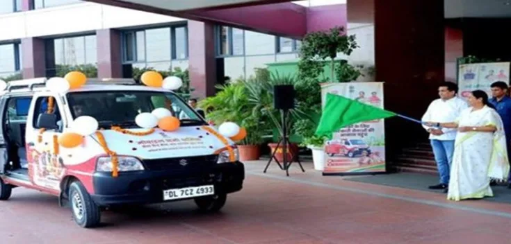 CM Rekha Gupta flags off 4 mobile Namo Shramik Sewa Kendra vans