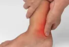Due to today's unhealthy lifestyle and unbalanced diet, the problem of increased uric acid in the body has become very common.