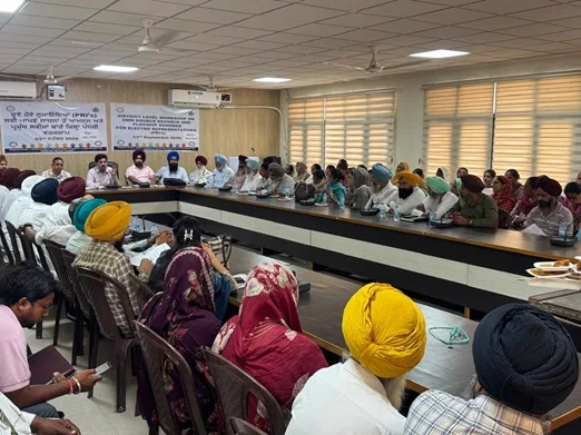 ਜ਼ਿਲ੍ਹਾ ਪੱਧਰੀ ਟ੍ਰੇਨਿੰਗ ਦੌਰਾਨ ਸਰਪੰਚਾਂ ਨੂੰ ਕੇਂਦਰ ਤੇ ਪੰਜਾਬ ਸਰਕਾਰ ਦੀਆਂ ਸਕੀਮਾਂ ਬਾਰੇ ਦਿੱਤੀ ਜਾਣਕਾਰੀ