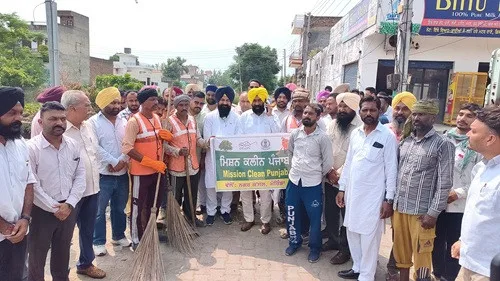 ‘ਮਿਸ਼ਨ ਕਲੀਨ ਪੰਜਾਬ’ ਤਹਿਤ ਮੋਰਿੰਡਾ ਸ਼ਹਿਰ ਦੀ ਸਫ਼ਾਈ ਲਈ ਵਿਸ਼ੇਸ਼ ਮੁਹਿੰਮ ਜ਼ੋਰਾਂ ’ਤੇ