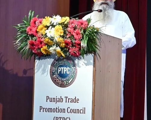 ਸਾਨੂੰ ਉਤਪਾਦਨ ਦੇ ਨਾਲ-ਨਾਲ ਆਪਣੇ ਉਤਪਾਦਾਂ ਦਾ ਬਿਹਤਰ ਮੰਡੀਕਰਨ ਕਰਨਾ ਵੀ ਆਉਣਾ ਚਾਹੀਦੈ: ਗੁਰਮੀਤ ਸਿੰਘ ਖੁੱਡੀਆਂ