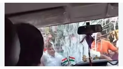 Eggs thrown at Trinamool Congress MLA Kunal Ghosh's car, once again heat has come in the state's politics.