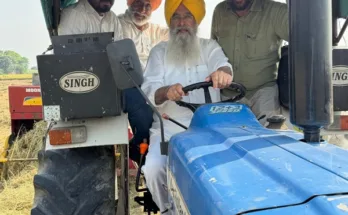 Gurmeet Singh Khudian made bales of stubble in the fields of Gurdaspur and appealed to the farmers of Punjab not to burn stubble.
