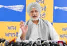 Harjinder Singh Dhami is giving himself 15 days to cool down the matter: Baltej Pannu
