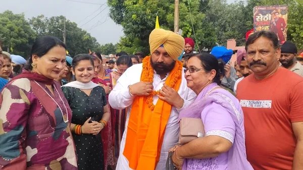 It is the duty of all of us to keep our surroundings clean – Harjot Bains