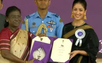 Kartik-Yami received the award from the President for outstanding acting at the 72nd National Film Awards