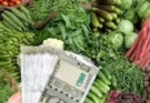 Like in different parts of the country, the budget of the common people's kitchen is now seen to be moving in Chandigarh too.
