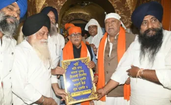 Punjab Governor Gulab Chand Kataria paid obeisance at Shri Sidh Baba Sodhal Temple