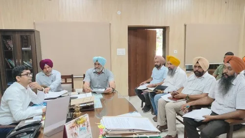 Review of activities and advance arrangements being made by the district administration regarding stubble management