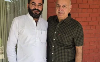 Savana meets Sisodia, raises issue of securing raw land of border farmers
