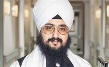 A tempo traveler vehicle traveling with the convoy of religious preacher Baba Ranjit Singh Dhadrianwale met with a road accident.