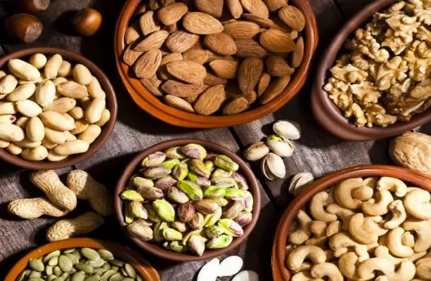 These 4 types of nuts are helpful in reducing fat and controlling weight.