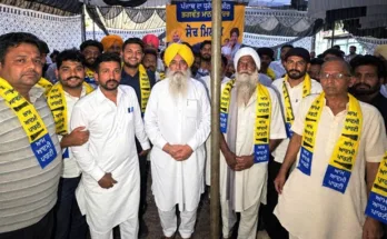 AAP's blow to Akali Dal in Mandi Killianwali, dozens of families including the family of the former sarpanch joined AAP