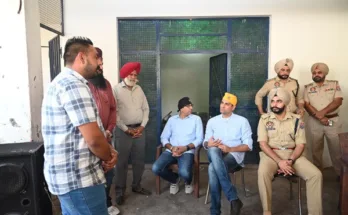 Administration and police hold public meeting in Solakhian village to turn war against drugs into a people's movement