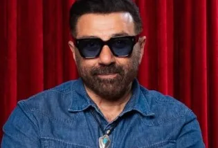 Bollywood superstar Sunny Deol is once again ready to rock the big screen in his powerful and dashing style.