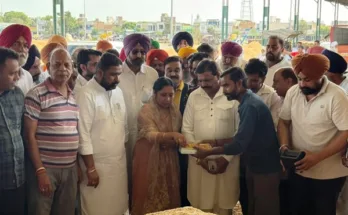 Cabinet Minister Dr. Baljit Kaur inaugurated the government procurement of paddy at Malout Mandi.