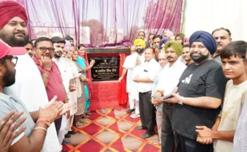 Cabinet Minister Harjot Bains inaugurated the cricket box in Ward No. 14