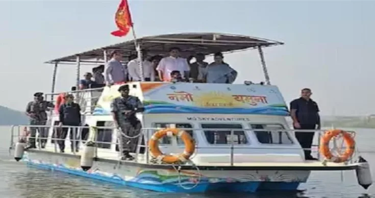 Cruise safari on Yamuna River is going to start in Delhi from the coming November.