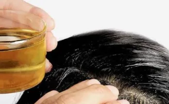 Don't make these mistakes while applying oil to your hair.