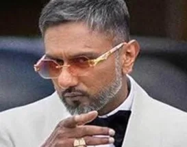 Famous rapper and singer Yo Yo Honey Singh has been issued a notice for questioning by Maharashtra Cyber Police.
