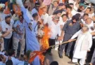 Haryana Energy Minister Anil Vij took a strong stand against Congress President Mallikarjun Kharge and burnt his effigy in Ambala.
