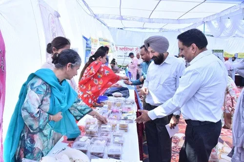 Krishi Vigyan Kendra Ropar organized a farmers' fair on stubble management and sustainable agriculture