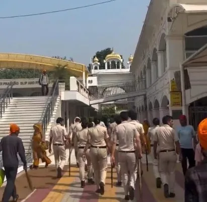 Modi's Delhi Police entered Gurdwara Bangla Sahib wearing shoes and bare head, violating the sanctity of the Guru Ghar: Kultar Singh Sandhwan
